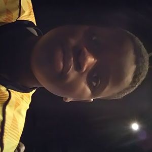 Meet your Posher, Rosly